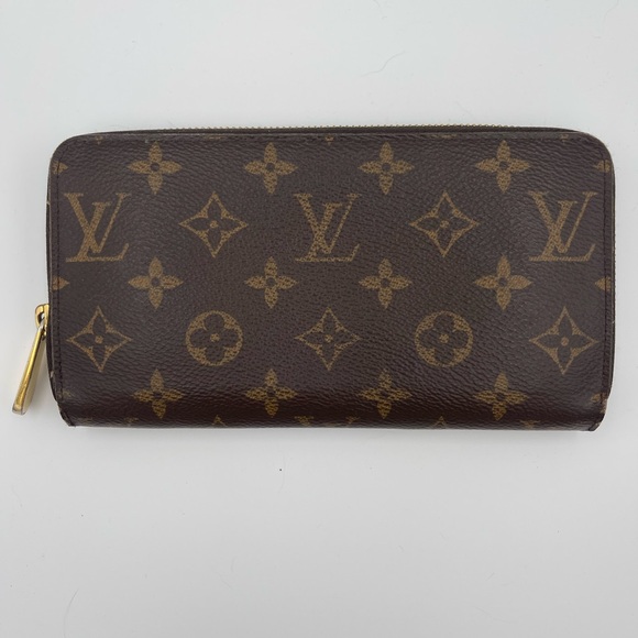 Authentic Preowned Louis Vuitton Zippy Wallet Monogram Poppy Interior - Picture 1 of 11